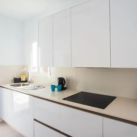 Suena Modern 2-bed With Private Pool